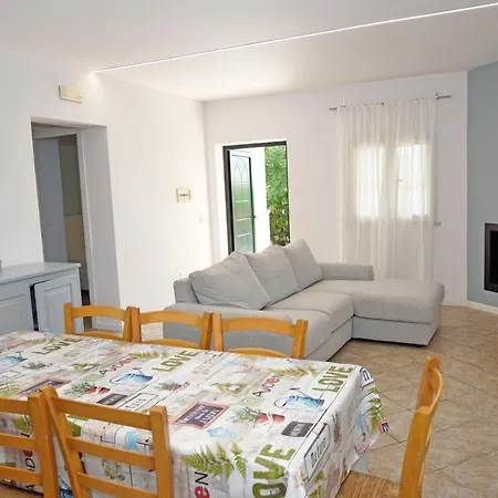 빌라 Beachside House 스펠론가