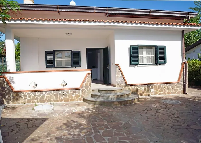 Beachside House 别墅 斯佩隆加