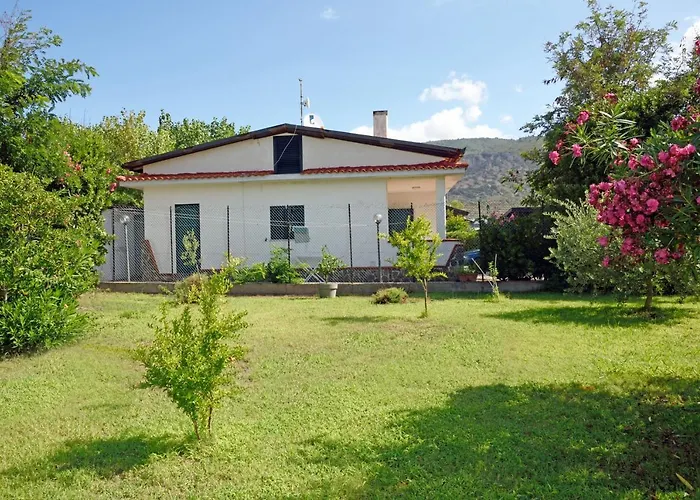 Beachside House 别墅 斯佩隆加